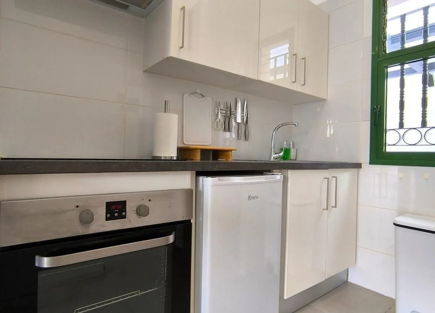 Apartment Pearl Los Cristianos - Pool, Fibre Net, Tv Channels, Calm Atmosphere