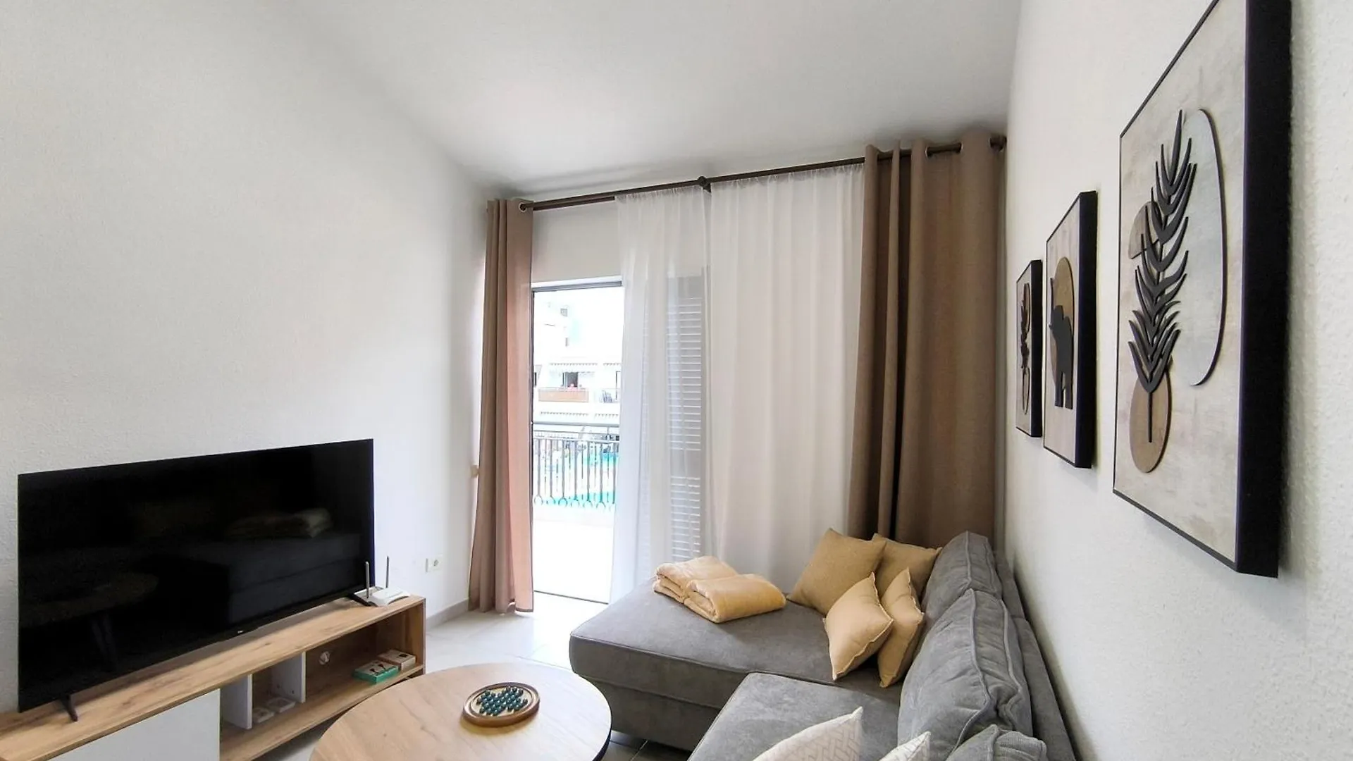 Pearl Los Cristianos - Pool, Fibre Net, Tv Channels, Calm Atmosphere Spain